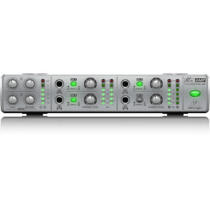 BEHRINGER AMP800 - Kompaktowy 4-kanałowy wzmacniacz słuchawkowy do zastosowań studyjnych i scenicznych.