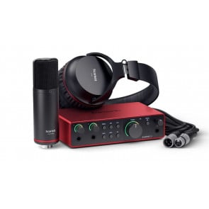 ‌Focusrite Scarlett 2i2 Studio 4Gen zestaw