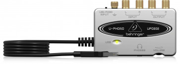 Behringer UFO202-front
