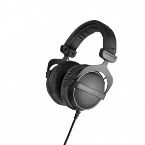 ‌beyerdynamic DT 770 PRO 250 OHM BLACK LE - closed studio headphones.